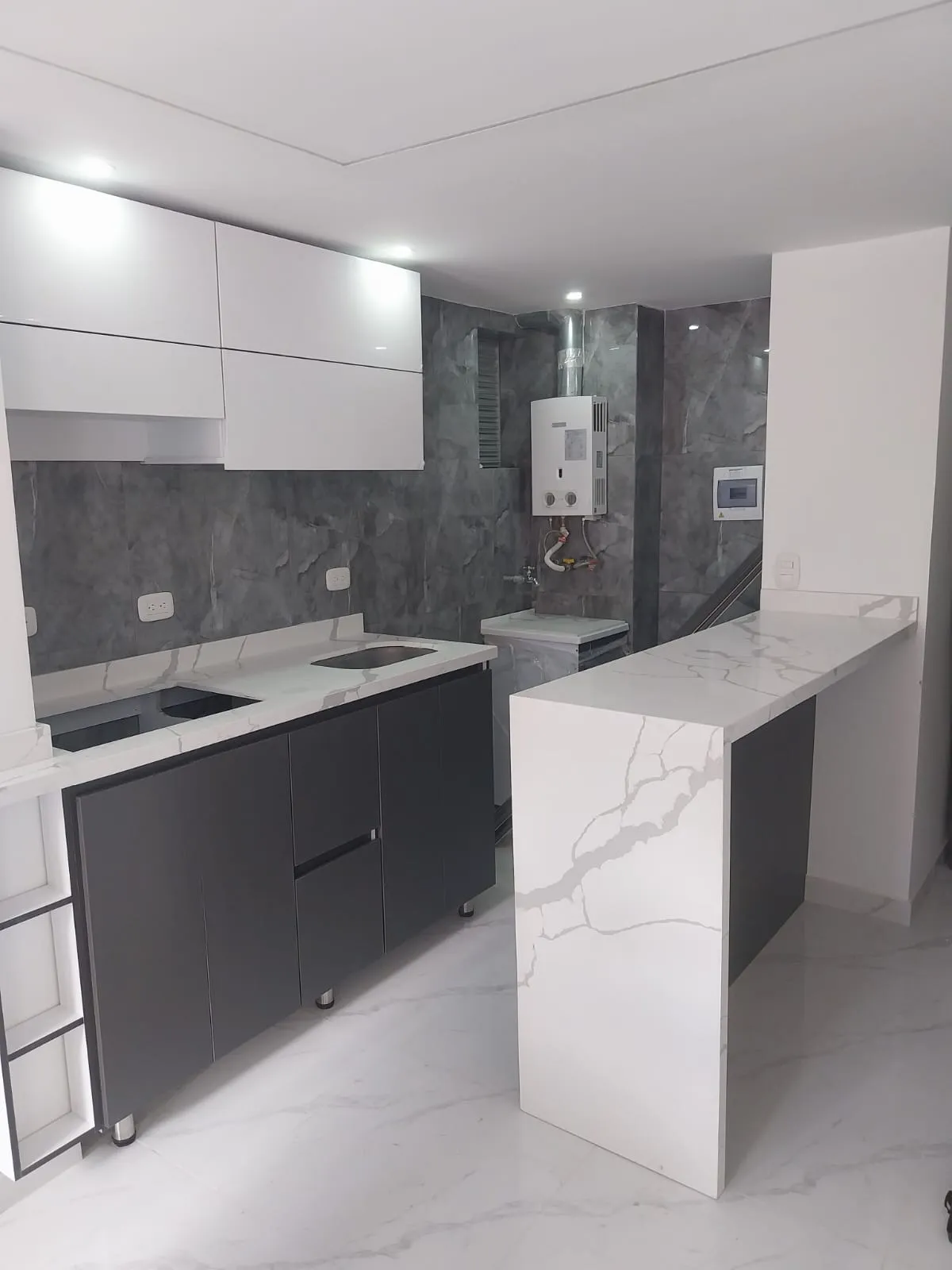 Cocina con isla central