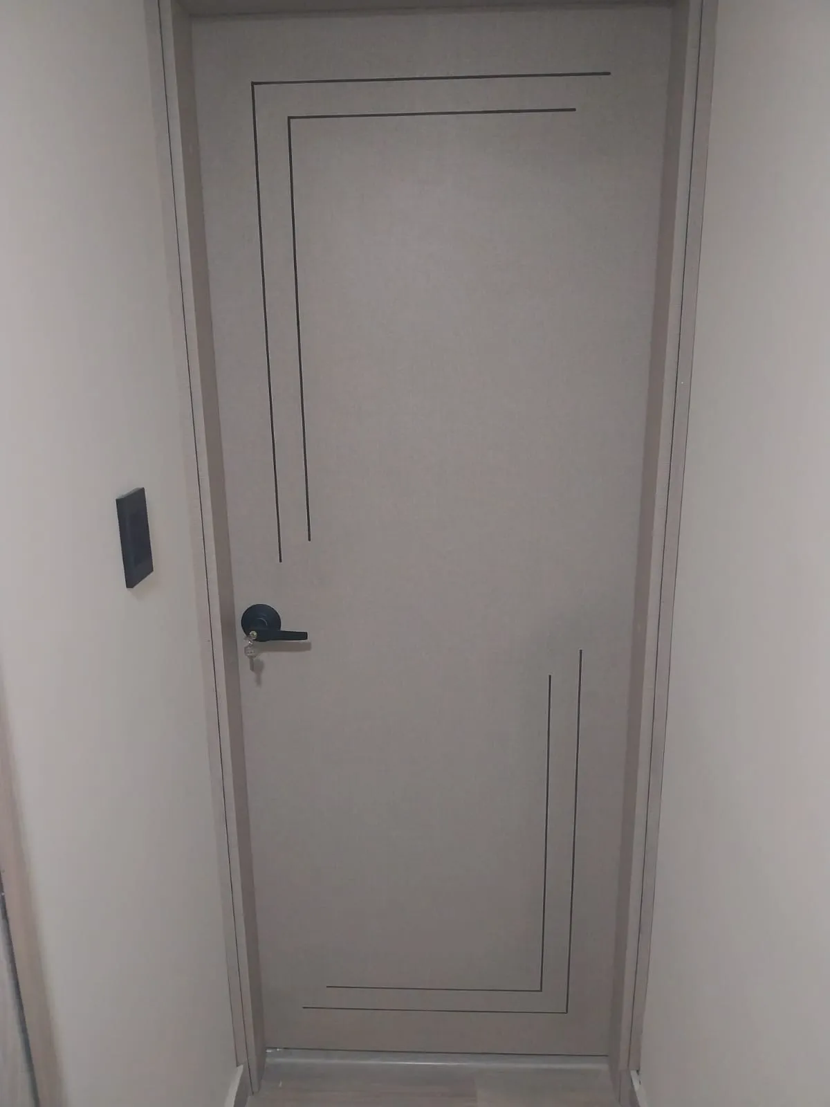 Puerta exterior resistente