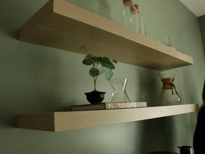 Repisas flotantes en madera natural